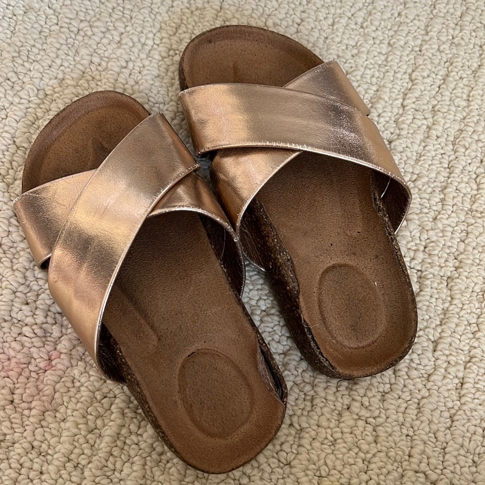 Rose gold crewcuts slippers size 2T